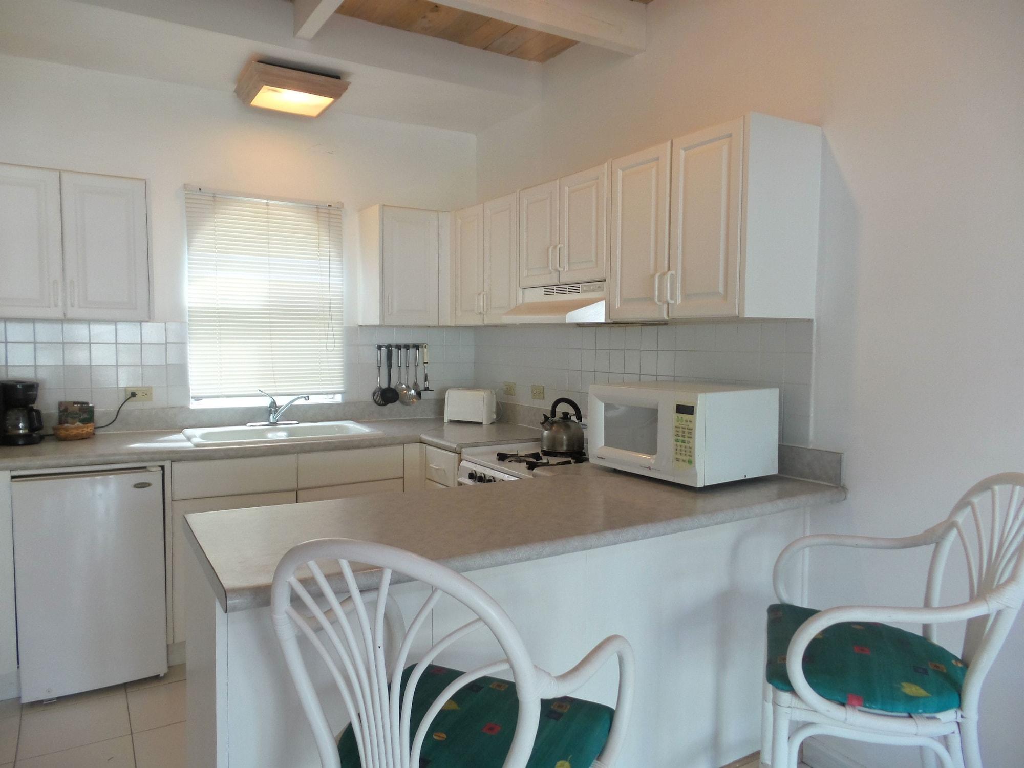 Dickenson Bay Cottages Cedar Grove Buitenkant foto